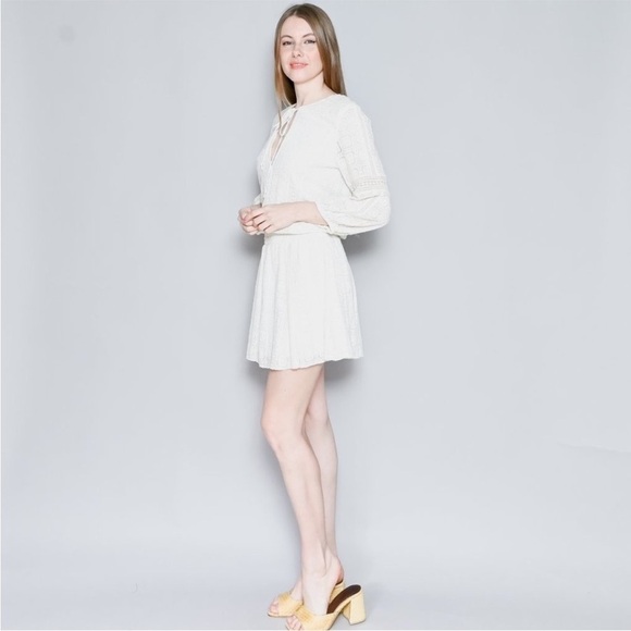 ALICE + OLIVIA Ivory Lace Margaux Dress Size 0 - Picture 3 of 8